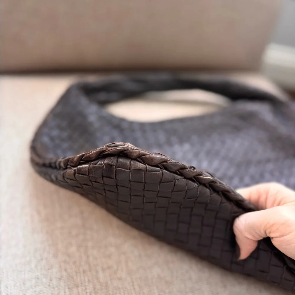 Bottega Veneta Chocolate Brown Nappa Intrecciato Medium Hobo Bag
